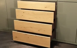 Drehtürenkleiderschrank Silea-S, hellgrün/Asteiche, 273,2 x 234,9 cm, inkl. Push-to-Open Funktion