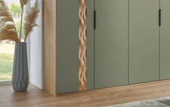 Drehtürenschrank Callao, Balkeneiche-Nachbildung/grün, 299,2 x 229,4 cm