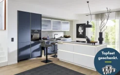 Einbauküche Esilia, weiß matt/fjordblau, inkl. Siemens Elektrogeräte