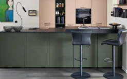 Einbauküche Sunta/Esilia, mineralgrün/koralle, inkl. AEG Elektrogeräte