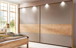 Schwebetürenschrank Amado 4030, Lack taupe/Wildeichefurnier, 301 x 229 cm