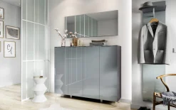 Spiegel Siriano, graphit, 145 x 58 cm