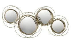 Wanddekoration mit Spiegeln in gold